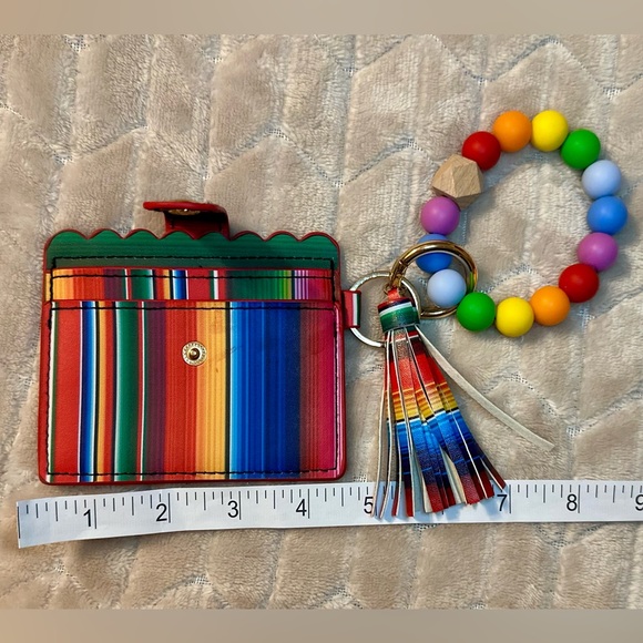 Serape Card Holder with Beaded Keychain Bracelet - Picture 4 of 5